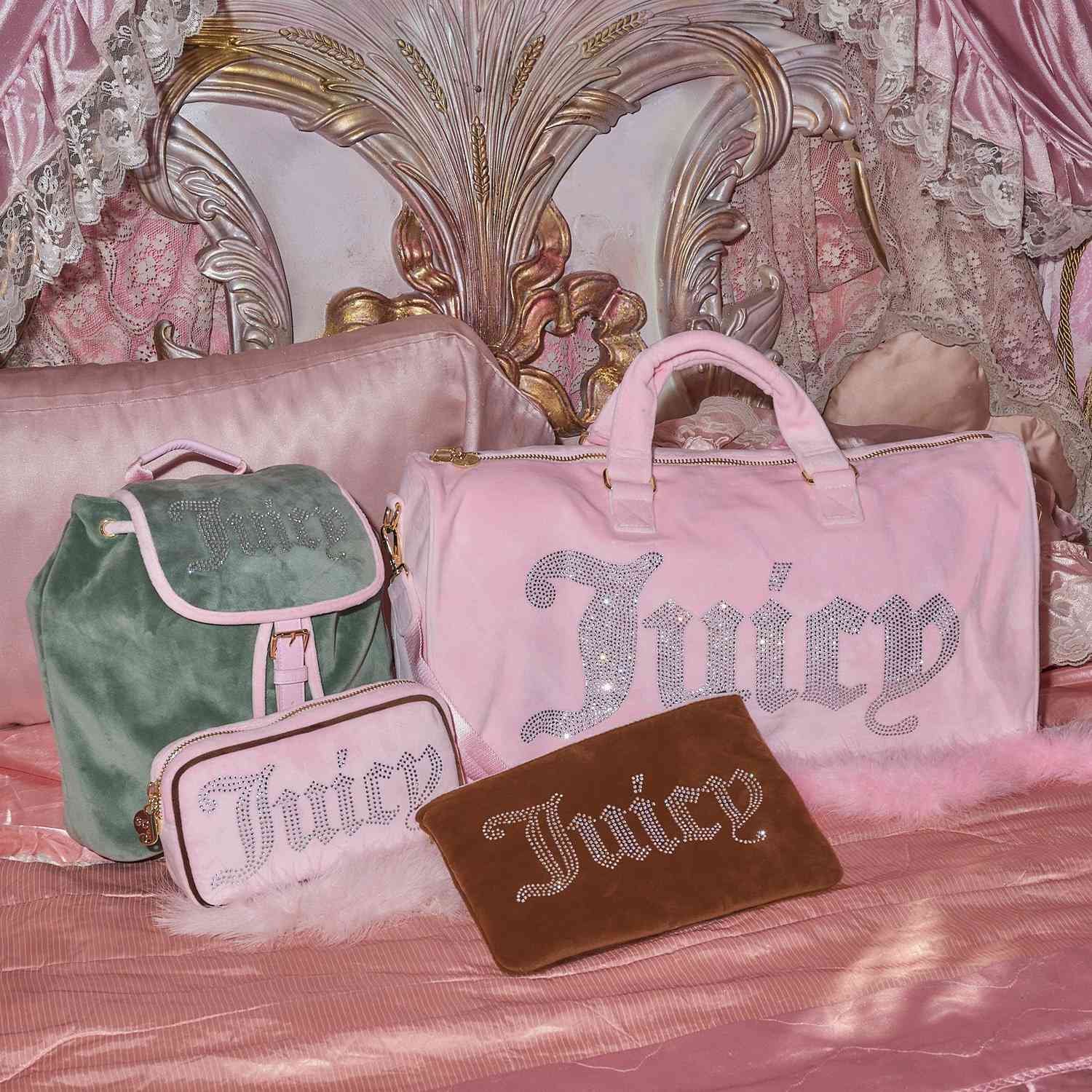 Stony Clover Lane x sacos de alta costura suculentos em uma cama rosa